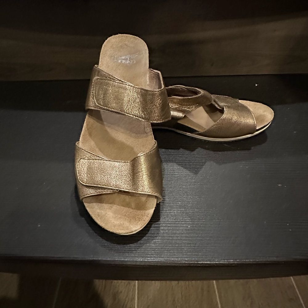 Dansko Hold Wedges